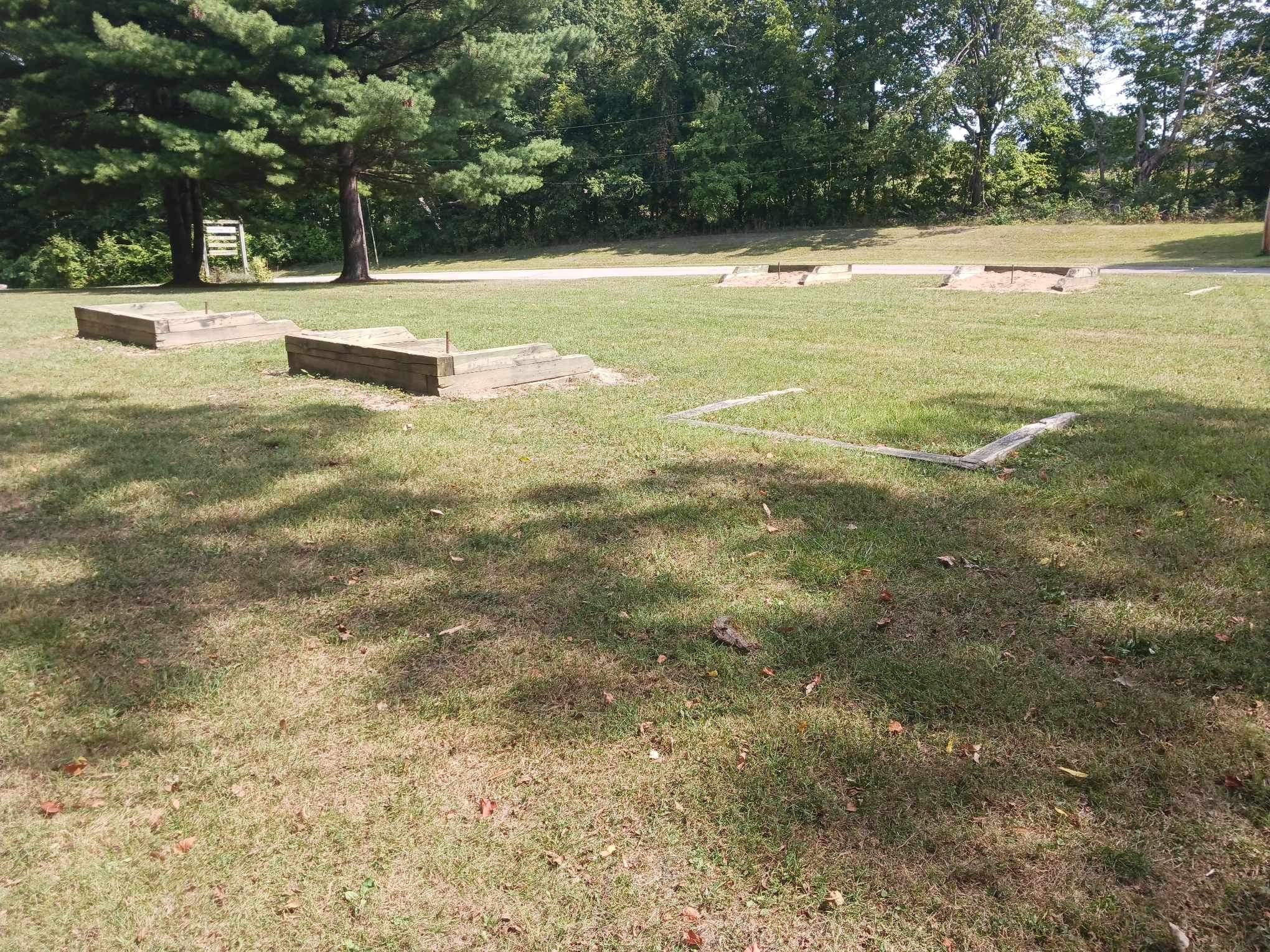 Horseshoe pits